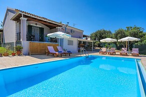 Villa Chrisdina in Nymfes