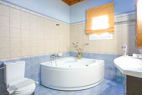 Villa Chrisdina in Nymfes