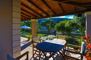 Villa Chrisdina in Nymfes