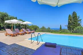 Villa Chrisdina in Nymfes