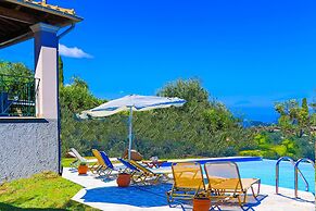 Villa Chrisdina in Nymfes