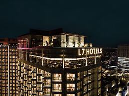 L7 WEST LAKE HANOI BY LOTTE