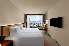 L7 WEST LAKE HANOI BY LOTTE