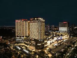 L7 WEST LAKE HANOI BY LOTTE