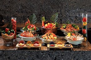 L7 WEST LAKE HANOI BY LOTTE