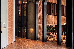 L7 WEST LAKE HANOI BY LOTTE