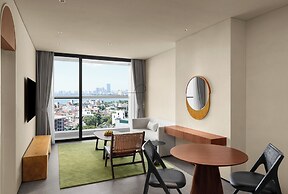 L7 WEST LAKE HANOI BY LOTTE