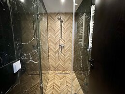 Gammarth Touristique Piscine Commune Bord de mer