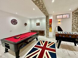 Gammarth Touristique Piscine Commune Bord de mer