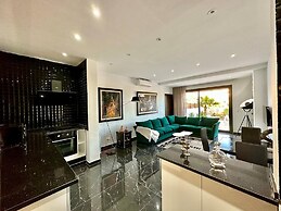 Gammarth Touristique Piscine Commune Bord de mer