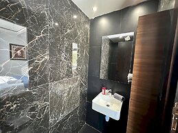 Gammarth Touristique Piscine Commune Bord de mer