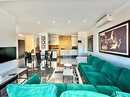 Gammarth Touristique Piscine Commune Bord de mer