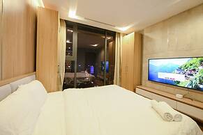 Hi.Home Apartment at Vinhomes Metropolis