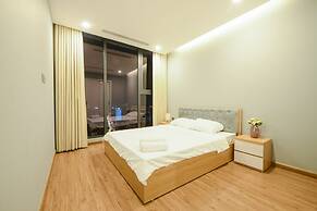 Hi.Home Apartment at Vinhomes Metropolis
