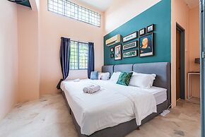 Corner 3BR Landed House at Sepang