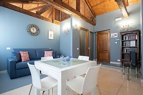 Grand Palace Apartments