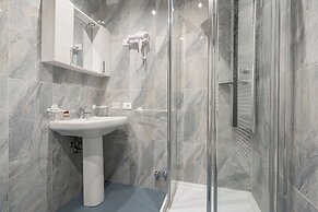 Grand Palace Apartments