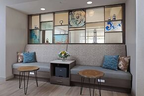 Hampton Inn & Suites Manistee Waterfront