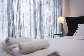 Bay View Gardens Apartments with Pool