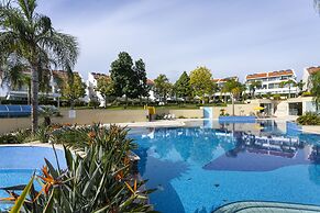 Bay View Gardens Apartments with Pool