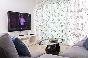 Bay View Gardens Apartments with Pool