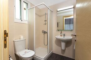 Bay View Gardens Apartments with Pool