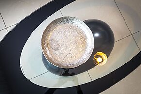 Bay View Gardens Apartments with Pool