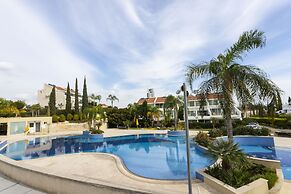 Bay View Gardens Apartments with Pool