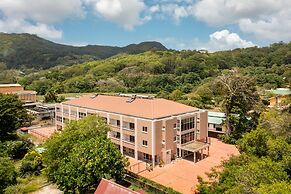 Royale Suites by Arc Royale Luxury Apts