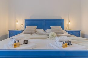 Blu al Lago in Lierna