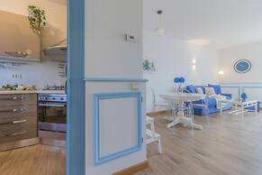 Blu al Lago in Lierna