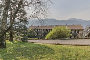 Blu al Lago in Lierna