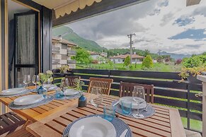 Blu al Lago in Lierna