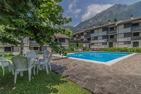 Blu al Lago in Lierna