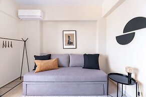 Superior 3BR Apartment in Chalandri
