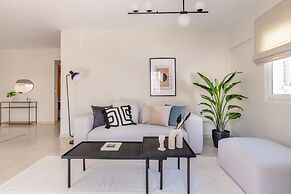Superior 3BR Apartment in Chalandri