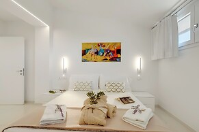 Villa Chimera White With Panoramic Pool