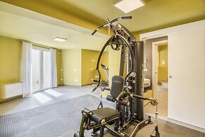 Villa Chimera White With Panoramic Pool