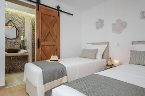 Naxos Secret Paradise Villa With Private Pool