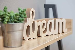 Renovated Gem in Zografou