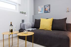 Renovated Gem in Zografou