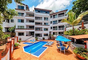 WIVC Alta Vista Condo - Stunning Views, Close to the Beach & Romantic 