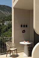 Stella in the Village Studios