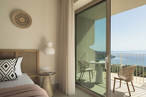 Stella in the Village Studios