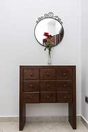 Beautiful 4-bed House With Private Pool in Naxos