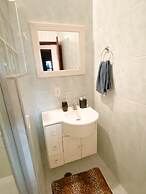 Casa confortável com churrasqueira na Granja Viana