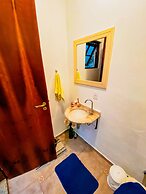 Casa confortável com churrasqueira na Granja Viana