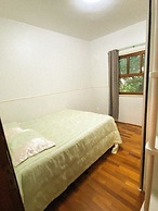 Casa confortável com churrasqueira na Granja Viana