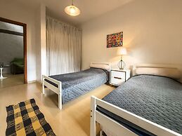 Retiro com lareira em frente à reserva ambiental