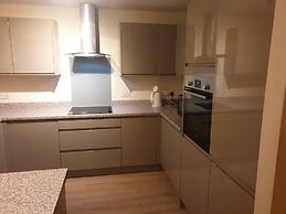 Immaculate 3-bed House in Bristol With Fast Wifi